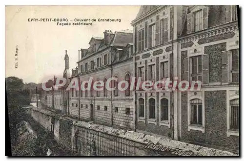 Cartes postales Evry Petit Bourg couvent de Grandbourg facade exterieure
