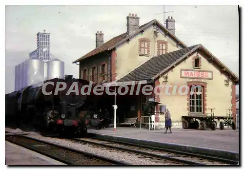 Cartes postales moderne Maisse Ligne de Corbeil Essonnes � Montargis par Malesherbes Train Omnibus 3331 en gare tract�