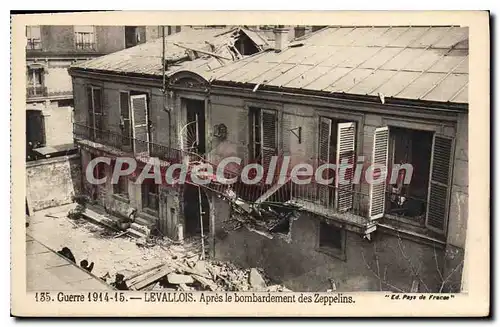 Ansichtskarte AK Guerre 1914 15 Levallois Apres le bombardement des Zeppelins