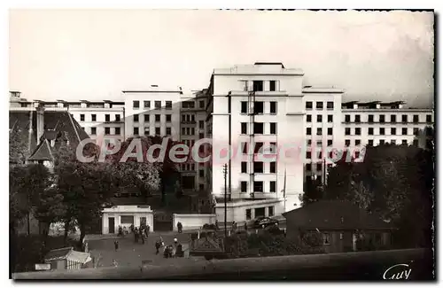 Cartes postales moderne Suresnes (Seine) Vue d'ensemble de l'Hopital Foch (rue Worth)