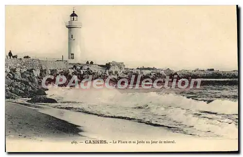 Cartes postales Cannes Le Phare et sa Jetee un jour de mistral