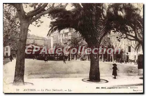 Cartes postales Antibes La Place Nationale