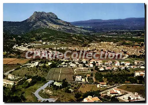 Cartes postales moderne Roquebrune sur Argnes Var Vue generale aerienne Le rocher