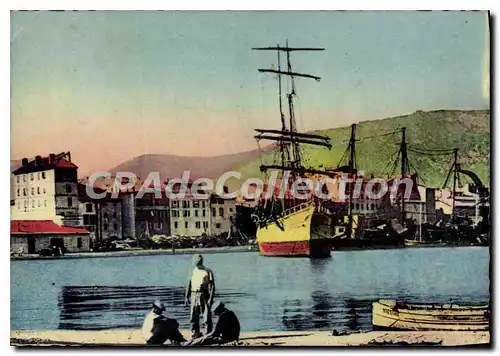 Cartes postales moderne Toulon Var Port marchand