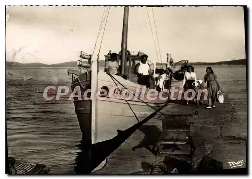 Cartes postales moderne Presqu'ile de Giens La Tour Fondue Var L'arrivee du Courrier des Iles