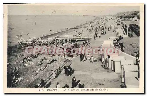 Cartes postales Dieppe la plage et L'esplanade du casino