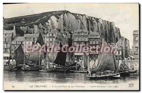 Ansichtskarte AK Le Treport l'Avant port et les Falaises