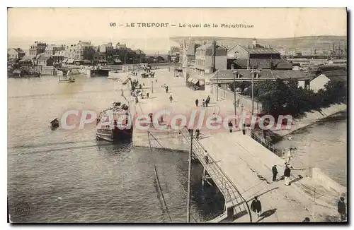 Ansichtskarte AK Le Treport le quai de la republique