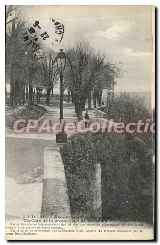 Ansichtskarte AK Angouleme Pittoresque un coin de la Promenade de Beaulieu