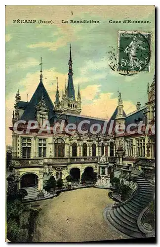 Cartes postales Fecamp France La Benedictine Cour d'Honneur