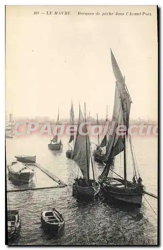 Cartes postales Le Havre Barques de peche dans l'Avant Port