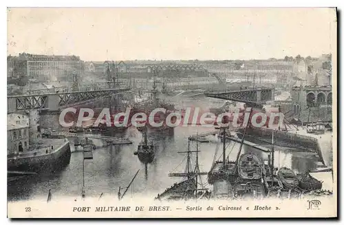 Cartes postales Port Militaire de Brest sortie du cuirass� Hoche