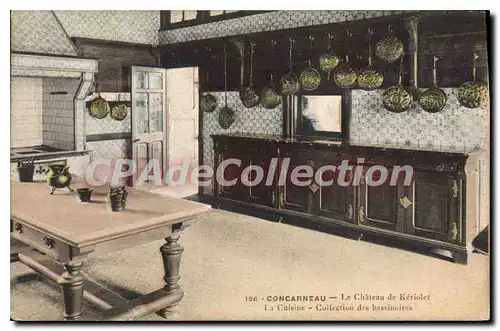 Ansichtskarte AK Concarneau Le Chateau de Keriolet La Cuisine collection des bassinoires