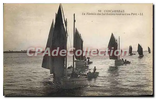 Cartes postales Concarneau La Flottille des Sardiniers rentrant au Port