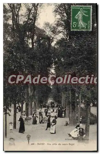 Cartes postales Brest Une Allee du ceurs Dajot