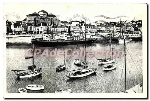 Cartes postales Concarneau vue generale sur les Quais