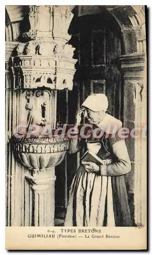 Cartes postales Types Bretons Guimiliau Finistere le grand Benitier