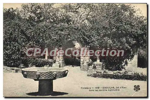 Cartes postales Bretagne Finistere daoulas jet d'eau dans les jardins du Cloitre