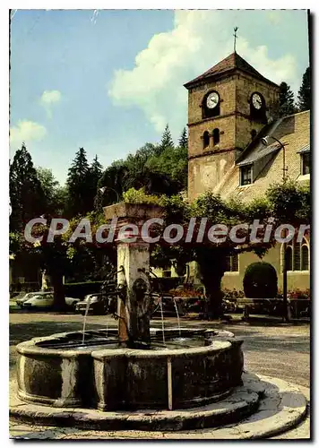 Cartes postales moderne Samoens L'Eglise et la Vieile Fontaine