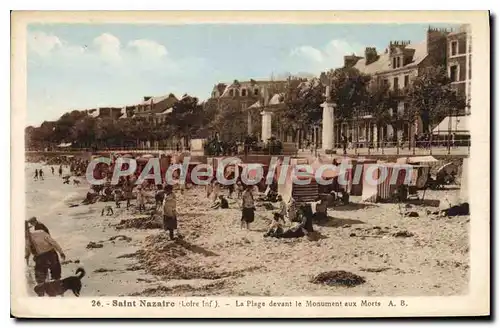 Ansichtskarte AK St Nazaire L Inf La Plage devant le Monument aux Morts