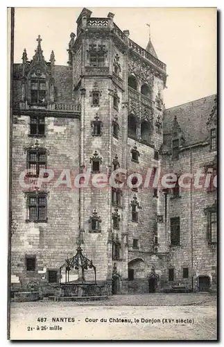 Ansichtskarte AK Nantes Cour du Chateau le Donjon