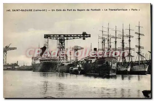 Ansichtskarte AK Saint Nazaire Loire Inf Un Coin du Port du Bassin de Penhoet Le Transatlantique Paris