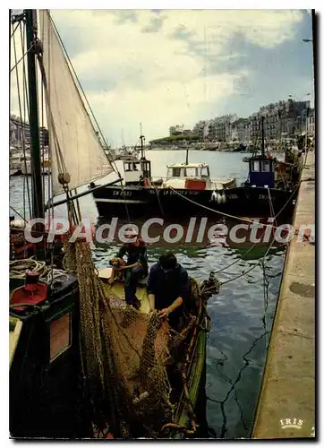 Cartes postales moderne Le Pouliguen Scenes traditionnelles sur les Quais p�cheurs