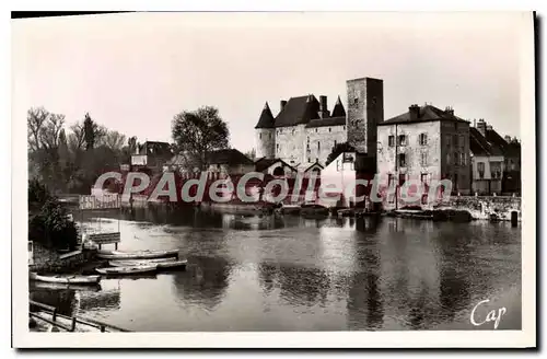 Cartes postales Nemours le chateau et les rives du Loing