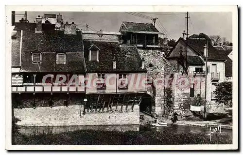 Cartes postales Moret sur Loing Seine et Marne Maison Sauve et la poterne au bord du loing