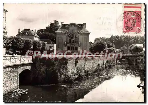 Cartes postales moderne Coulommiers (S et M) Le Grand Morin et le Theatre