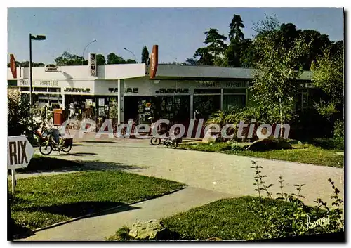 Cartes postales moderne Veaux le Penil Le Centre Commercial des Moustiers