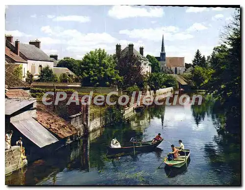 Cartes postales moderne Souppes sur Loing (S et M) Du pont de Souppes Vue sur le Loing et l'Eglise paroissiale (XIIIe s