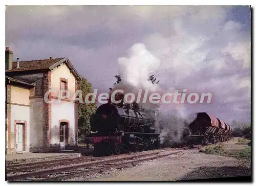 Cartes postales moderne Ajecta Train special Ajecta du 16/10/83 Passage en gare de Vimpellles Locomotive