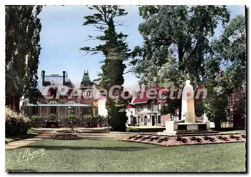 Moderne Karte Coulommiers (S et M) Les Capucins Le Pavillon et Monument A Leblanc