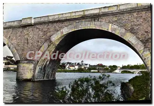 Cartes postales moderne Trilport (S et M) La Ville vue du pont de Chemin de Fer