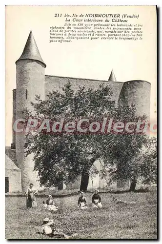 Ansichtskarte AK Ile de Noirmoutier (Vendee) La Cour interieure du Chateau