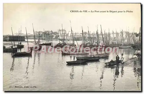 Ansichtskarte AK Croix de Vie Le Port avant le Depart pour la Peche
