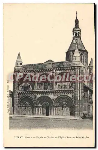 Ansichtskarte AK Civray (Vienne) Facade et Clocher de l'Eglise Romane Saint Nicolas