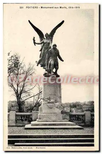 Cartes postales Poitiers Monument aux Morts