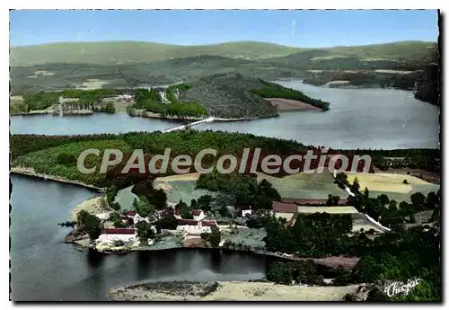 Cartes postales moderne Entre Peyrate le Chateau (Haute Vienne) et Royere (Creuse) Barrage de Vassiviere