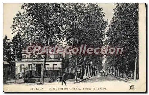 Cartes postales Avallon Roud Point des Capucins Avenue de la Gare