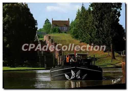 Cartes postales moderne Les Merveilles de l'Yonne Rogny les Sept Ecluses Yonne