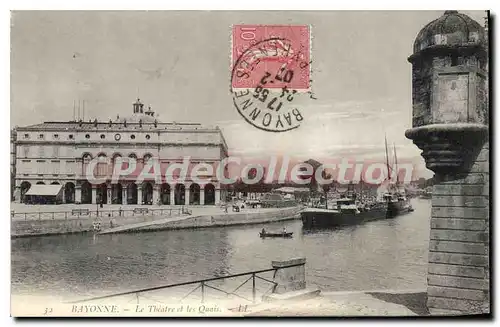 Cartes postales Bayonne Le Theatre et les Quais