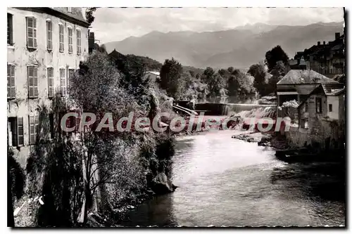 Cartes postales Oloron Ste Marie Basses Pyrenees Le Gave d'Aspe et les Pyrenees