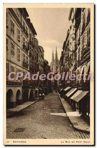 Ansichtskarte AK Bayonne La Rue du Port Neuf