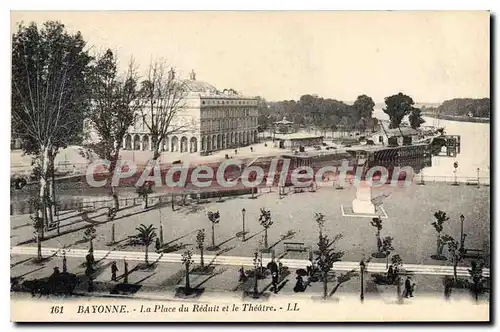 Cartes postales Bayonne La Place du Reduit et le Theatre