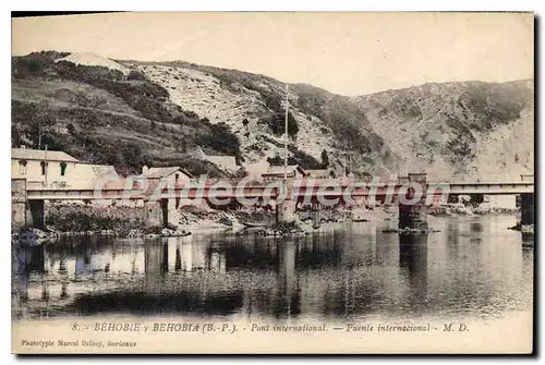 Cartes postales Behobie y Behobia Basses Pyrenees Puente Internacional