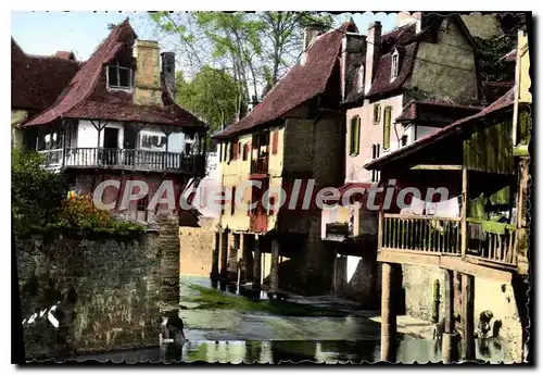 Ansichtskarte AK Salies de Bearn Basses Pyrenees Vieux Guartier Pittoresque sur le Soleys