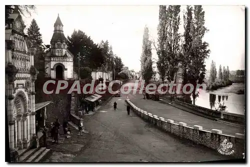 Cartes postales Betharram Basses Pyrenees Entree de Lestelle vue sur le Gave de Pau