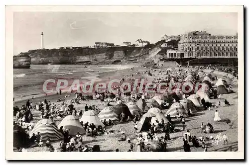 Ansichtskarte AK Basses Pyrenees Biarritz la Grande Plage